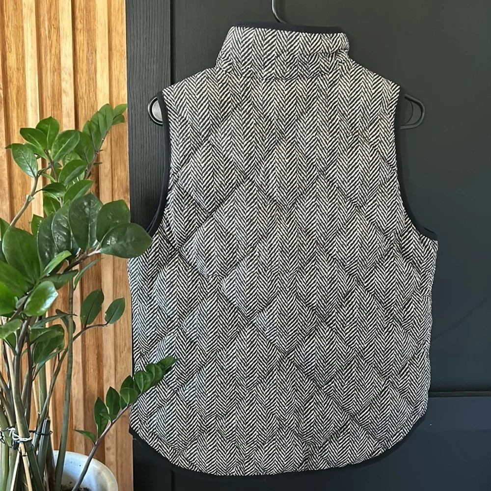 J crew Factory Zip Front Herringbone Vest Jacket. size S